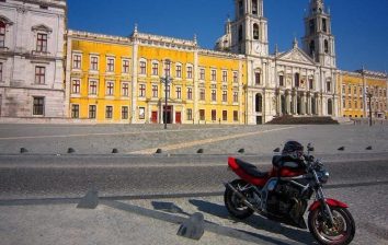 Why Renting a Motorcycle in Lisbon is the Best Way to Beat City Traffic