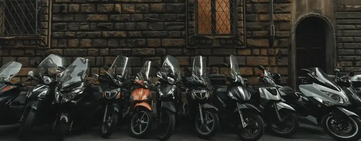 A Beginner’s Guide to Renting a Motorcycle in Lisbon: What You Need to Know