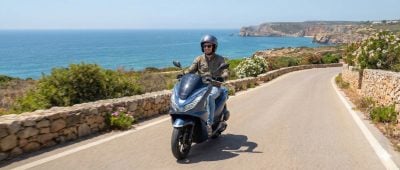 Posso conduzir mota 125 com carta b